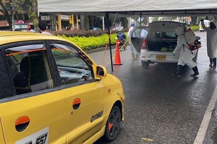 Fueron desinfectados 265 taxis, 138 motos domiciliarias y 3 vehículos