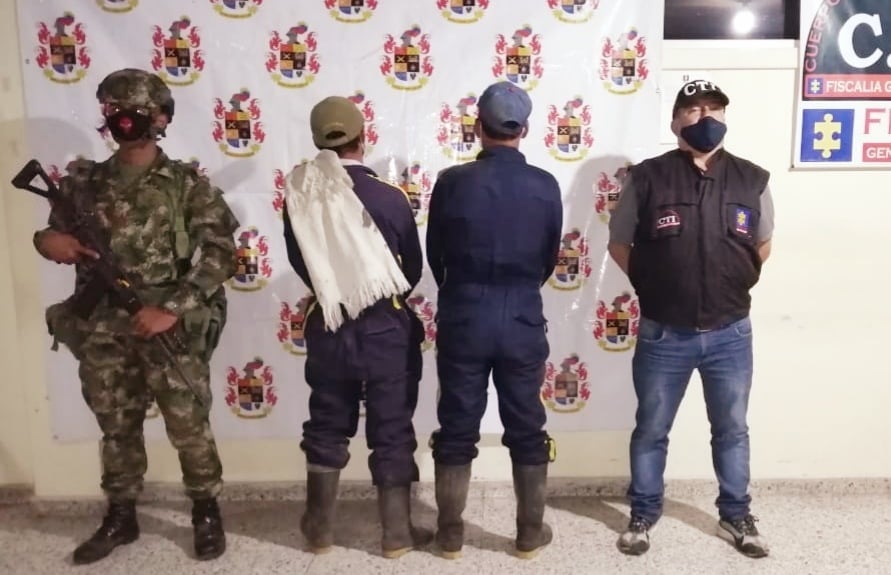 La madera recuperada y los hombres fueron dejados a disposición de la Fiscalía