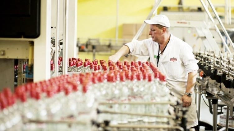 La Fábrica de Licores del Tolima va producir alcohol antiséptico al 70%, alcohol glicerinado