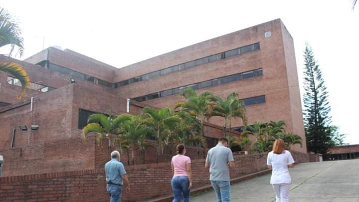 La Clínica tendrá 10 camas de cuidados intensivos, 43 camillas de expansión y equipo rayos X para exámenes de pulmón