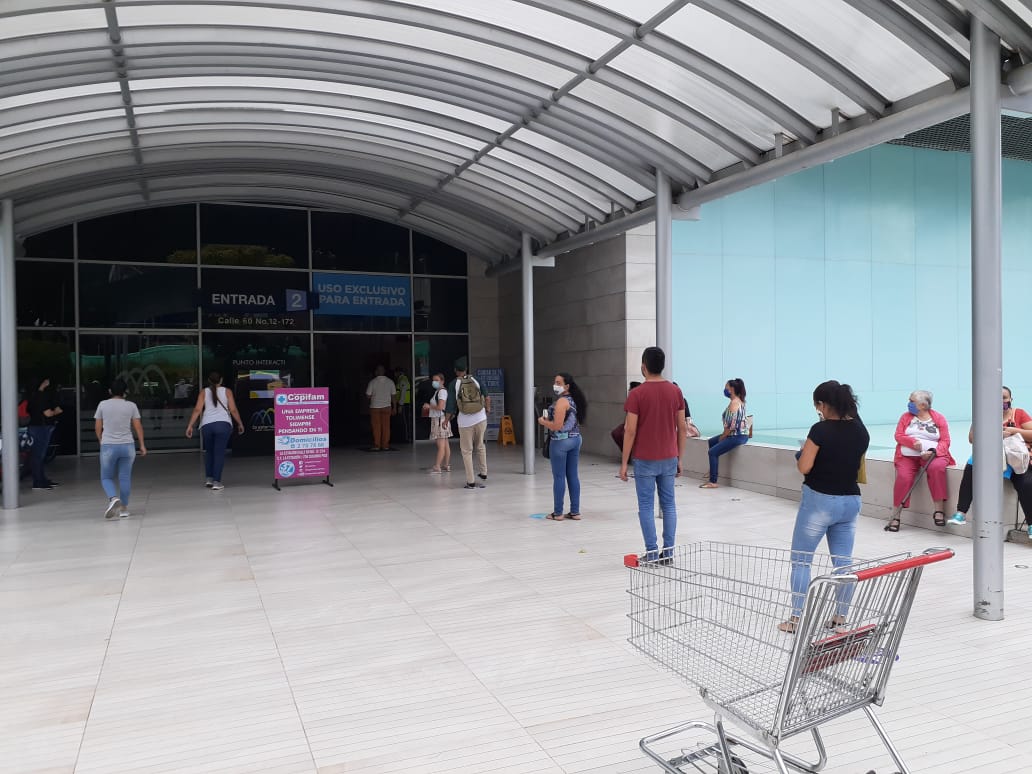 Reabren los centros comerciales en Ibagué