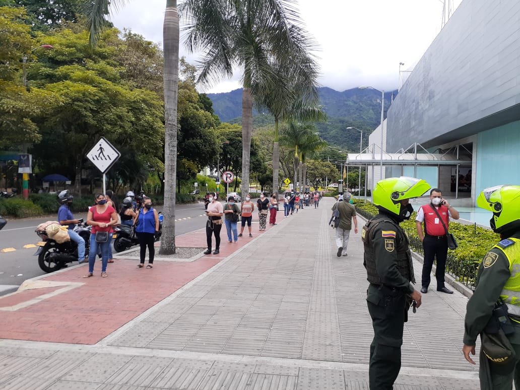 Reabren los centros comerciales en Ibagué