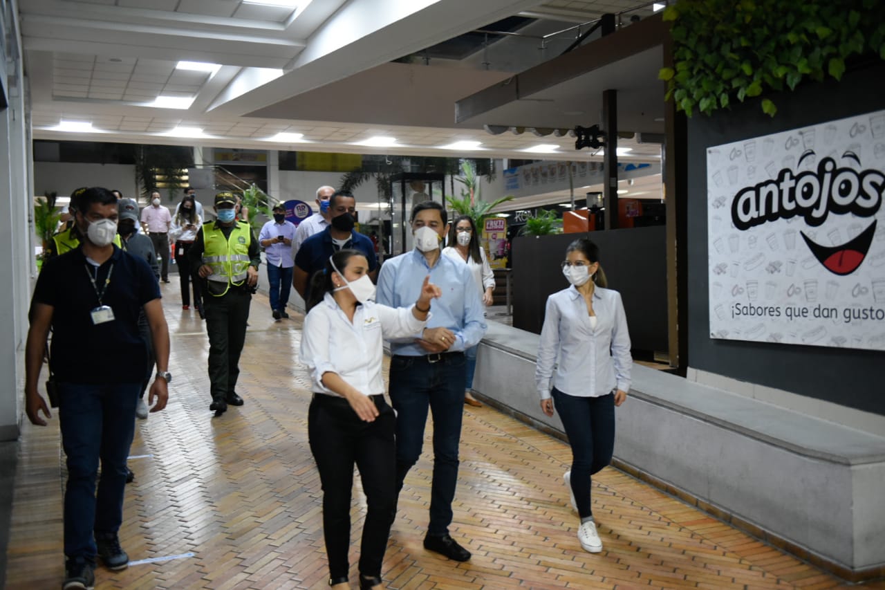 Reabren los centros comerciales en Ibagué
