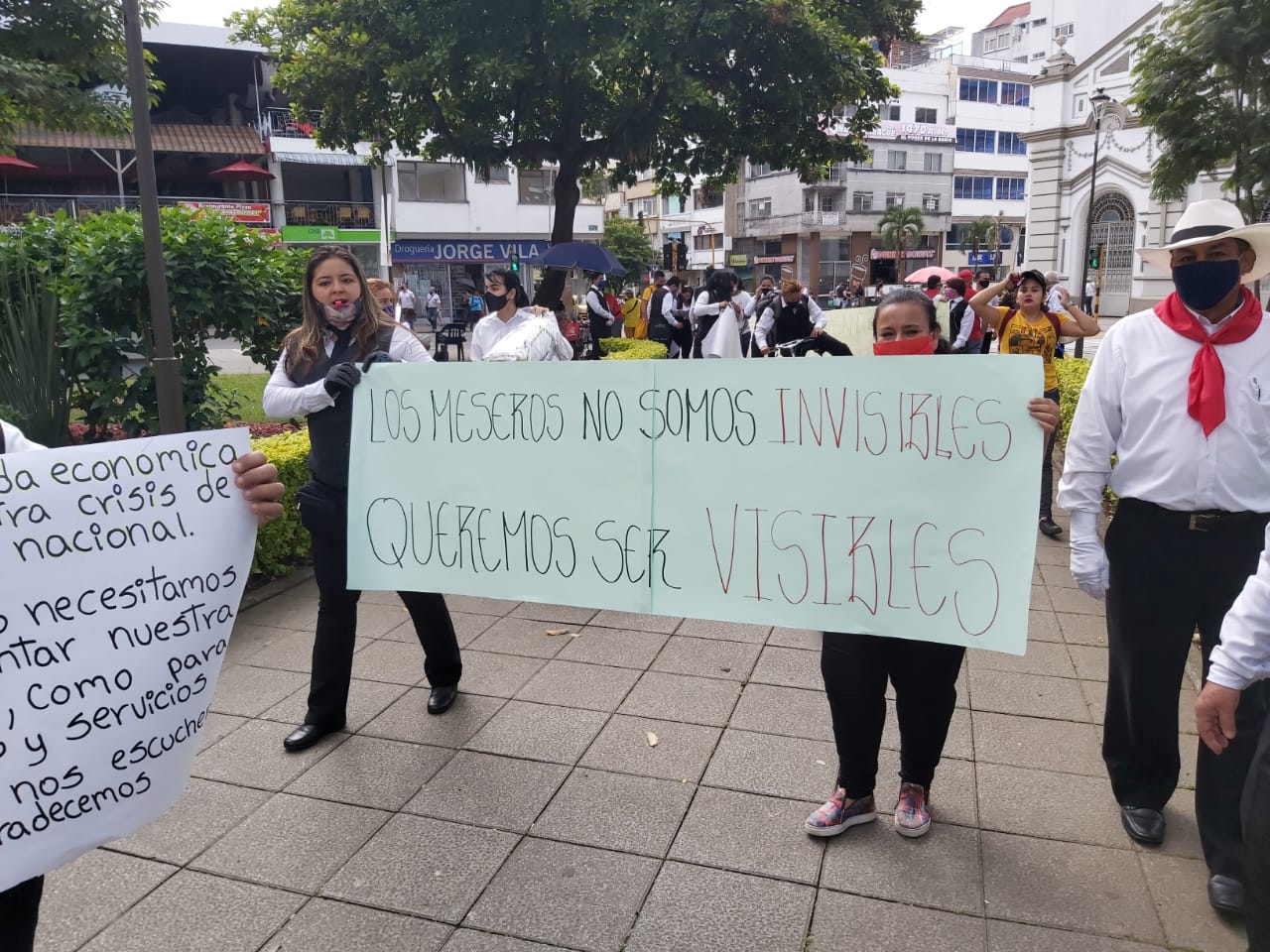 Protesta meseros de Ibagué