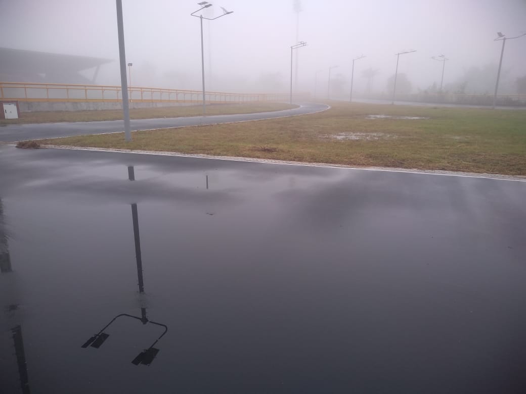 Lluvias provocaron inundaciones en oficinas y camerinos del Patinódromo de Ibagué