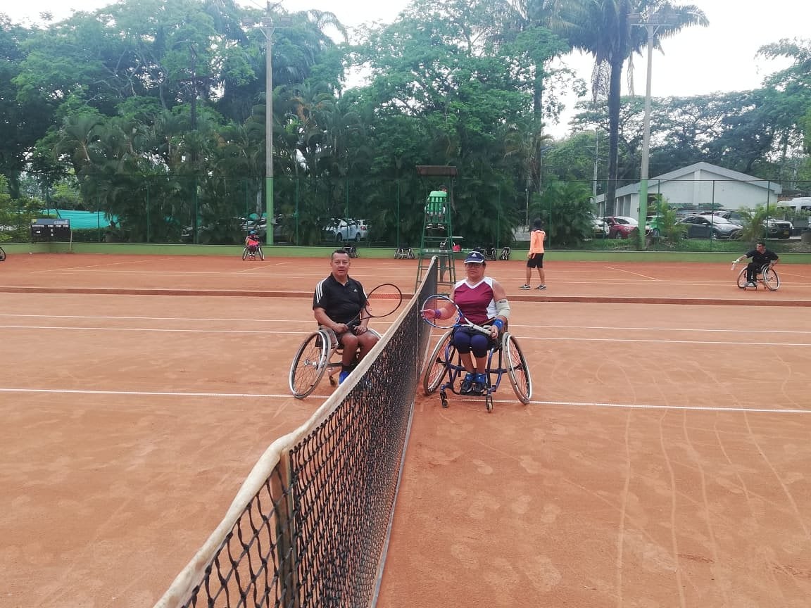 Tenis de campo protocolo