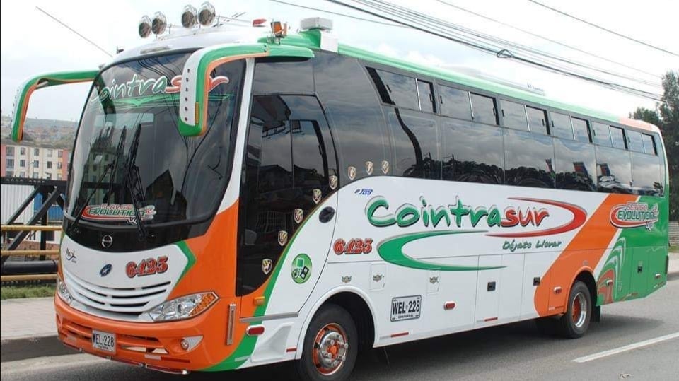 Un pasaje Ibagué-Chaparral que cuesta $27. 000 pesos en servicio AeroVans, con el incremento del 80% tarifa quedaría aproximadamente en $48.000