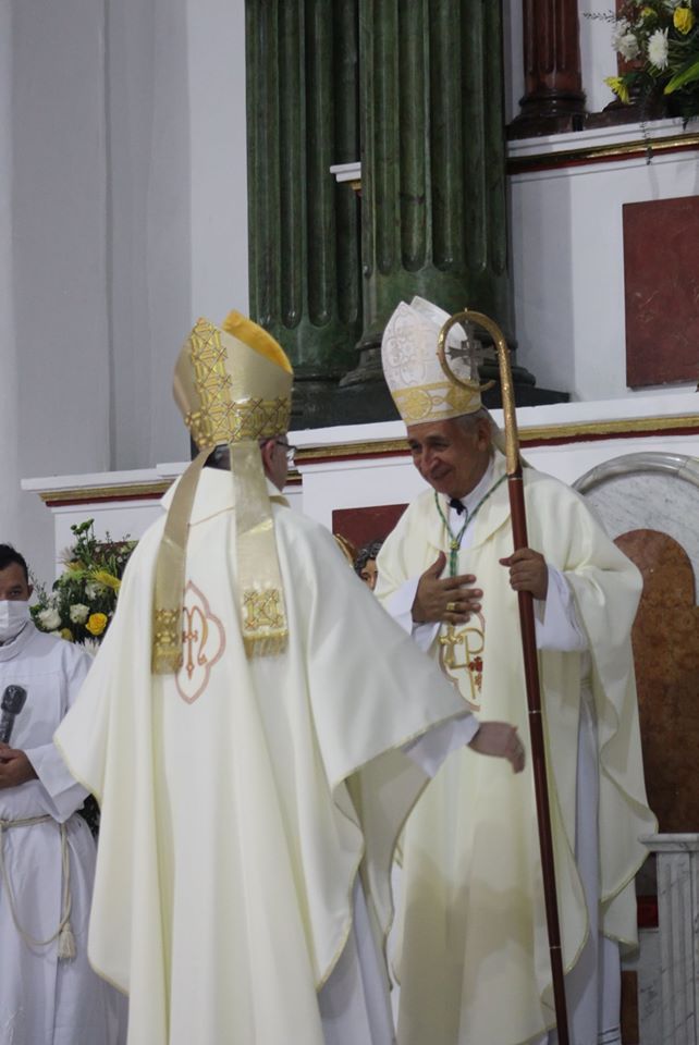 Posesión de Monseñor Orlando Roa