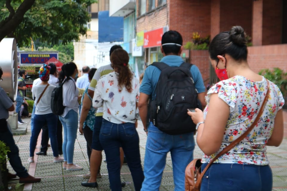 Se estima que alrededor de 1.500 empresarios estuvieron en la sede de la CCI renovando la Matricula Mercantil