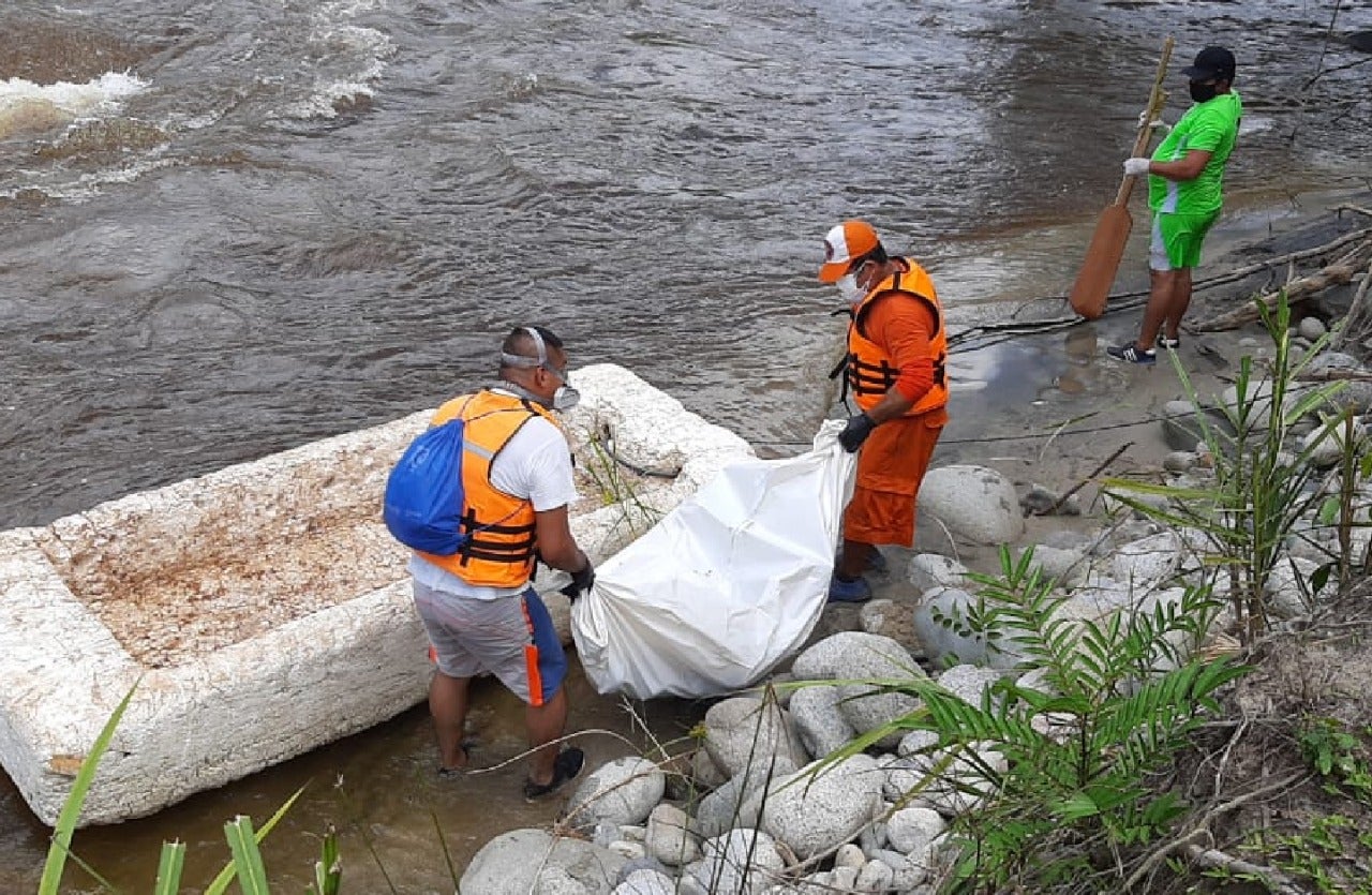 Rescate de cadáver en Ataco