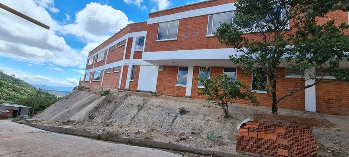 10 años después, ‘elefante blanco’ de Santa Rita estaría terminado en el mes de septiembre