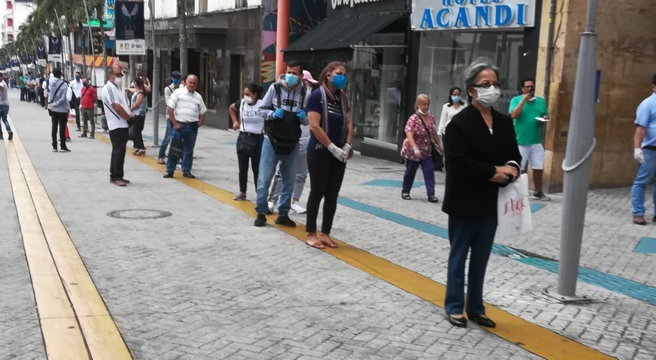 Para Bulla Tovar, es indiscutible que los rebrotes en el país se van a presentar y cerrar puertas sería muy difícil para la economía