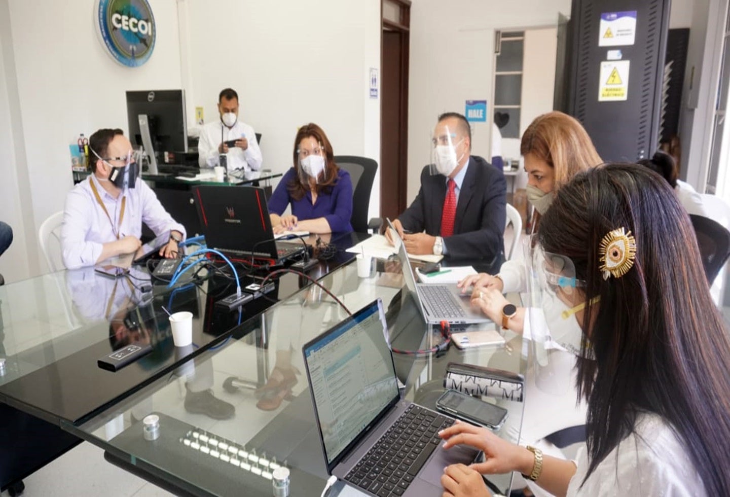 Superservicios en el ibal