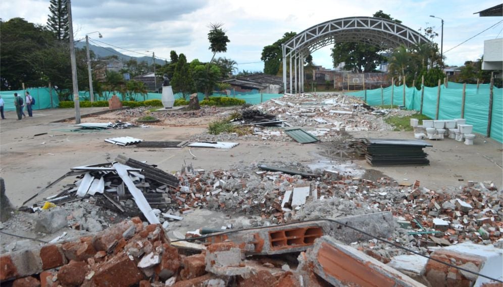 Según la funcionaria, se están adelantando procesos legales para la reactivación, reasignación y culminación de las obras