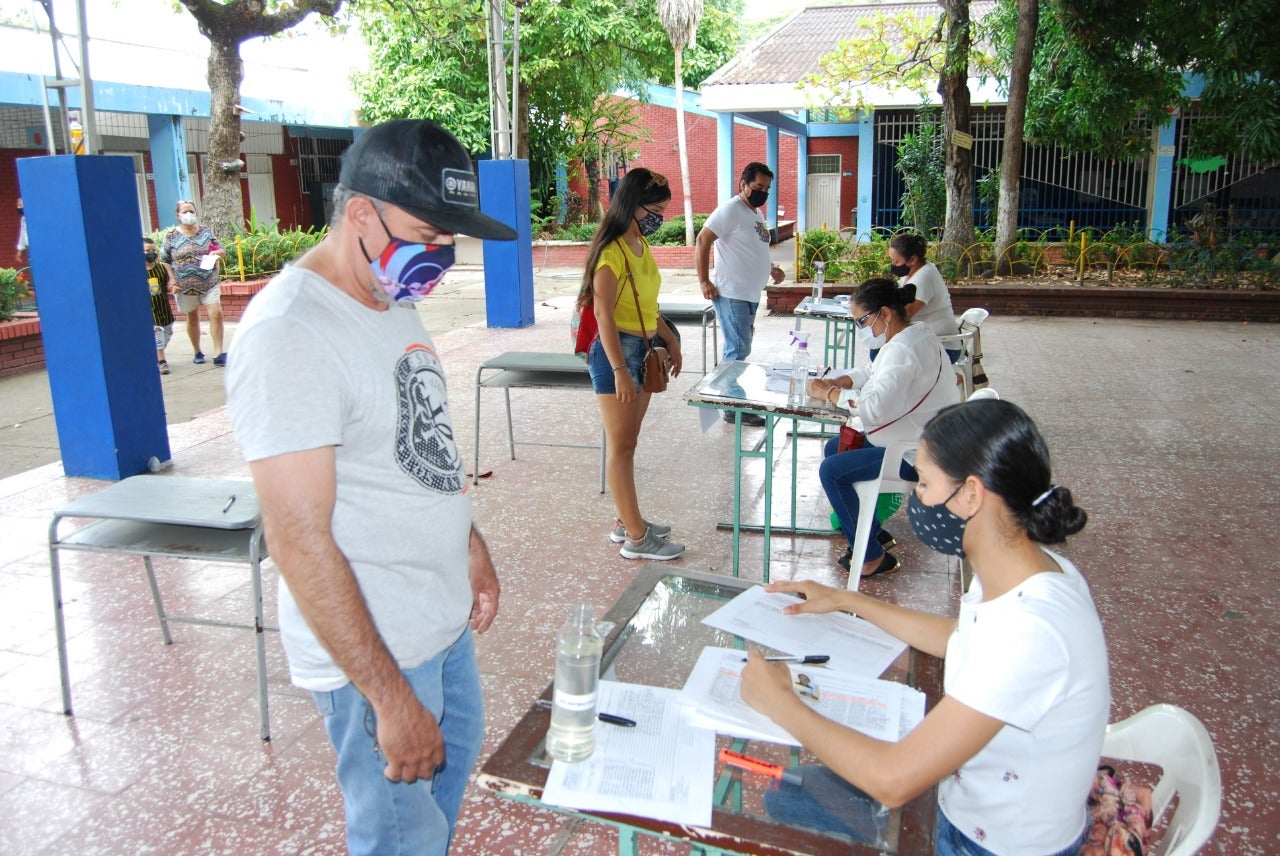 Kits alimentarios Neiva