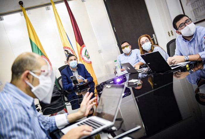 Alcalde Hurtado y parte de su equipo