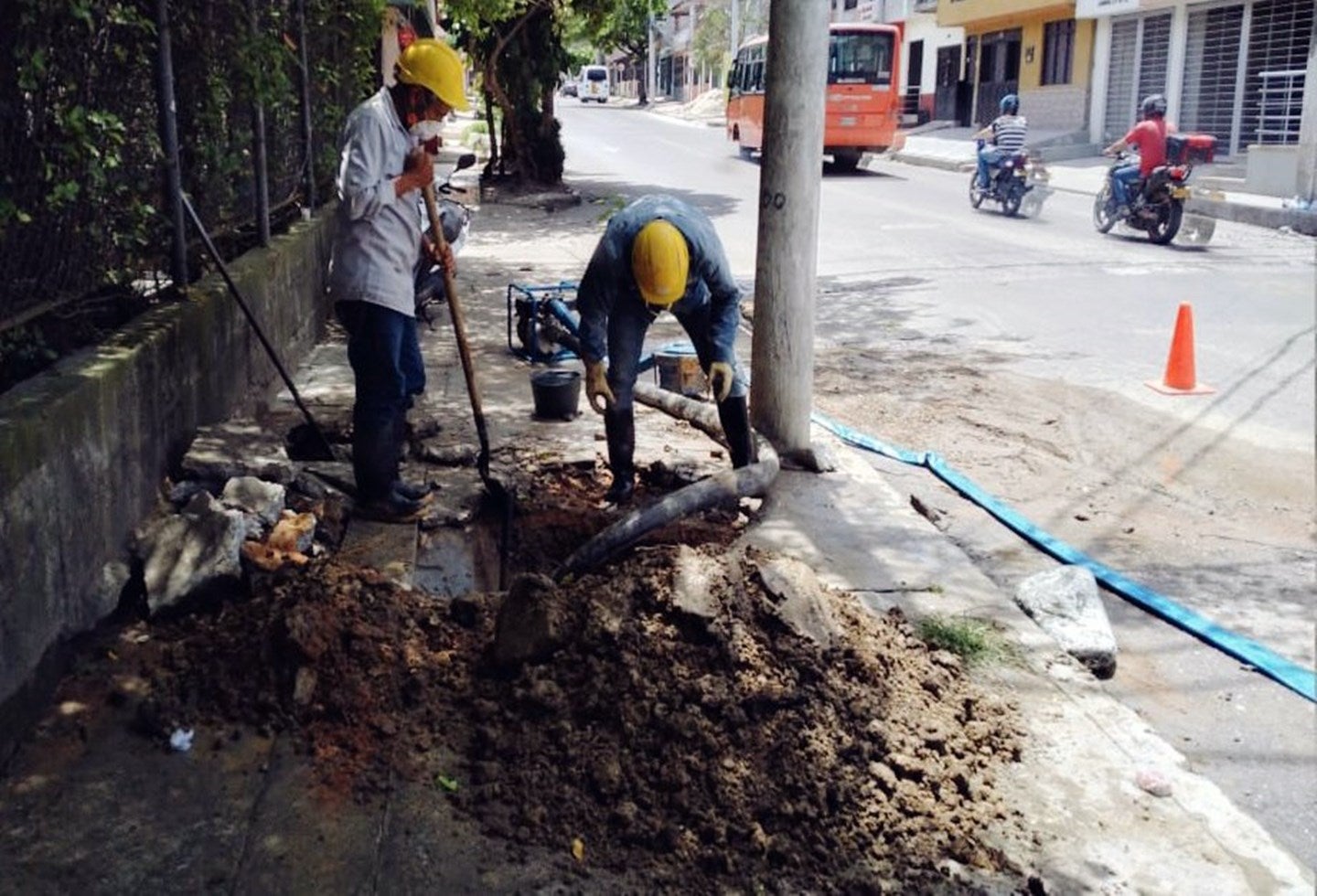 Ibal obras barrio El Jordán
