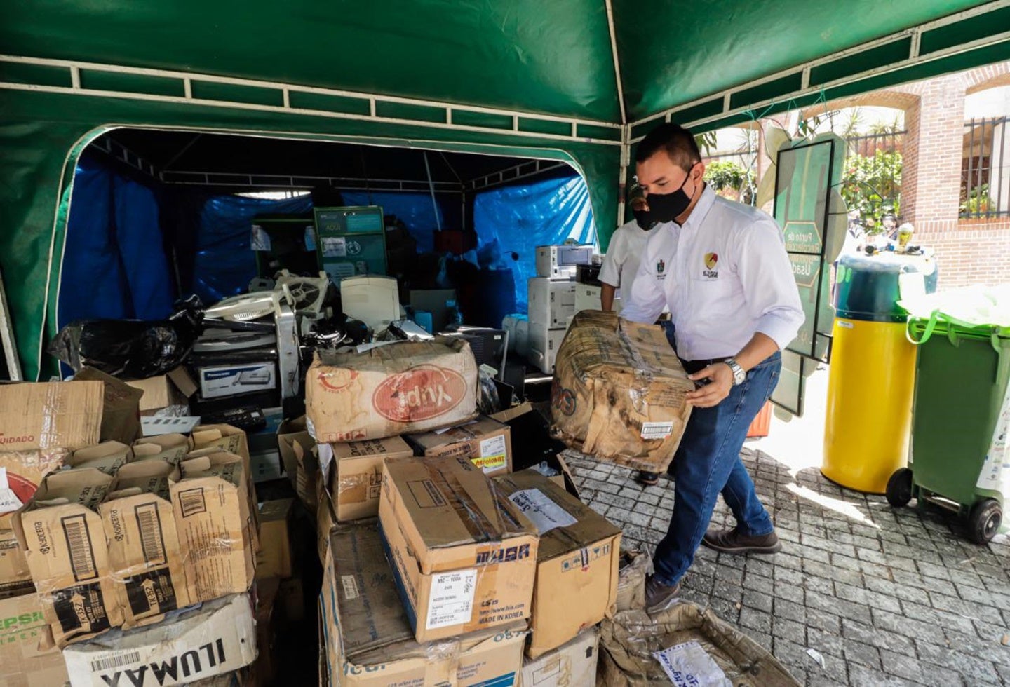 limpia tu casa, cuida el planeta