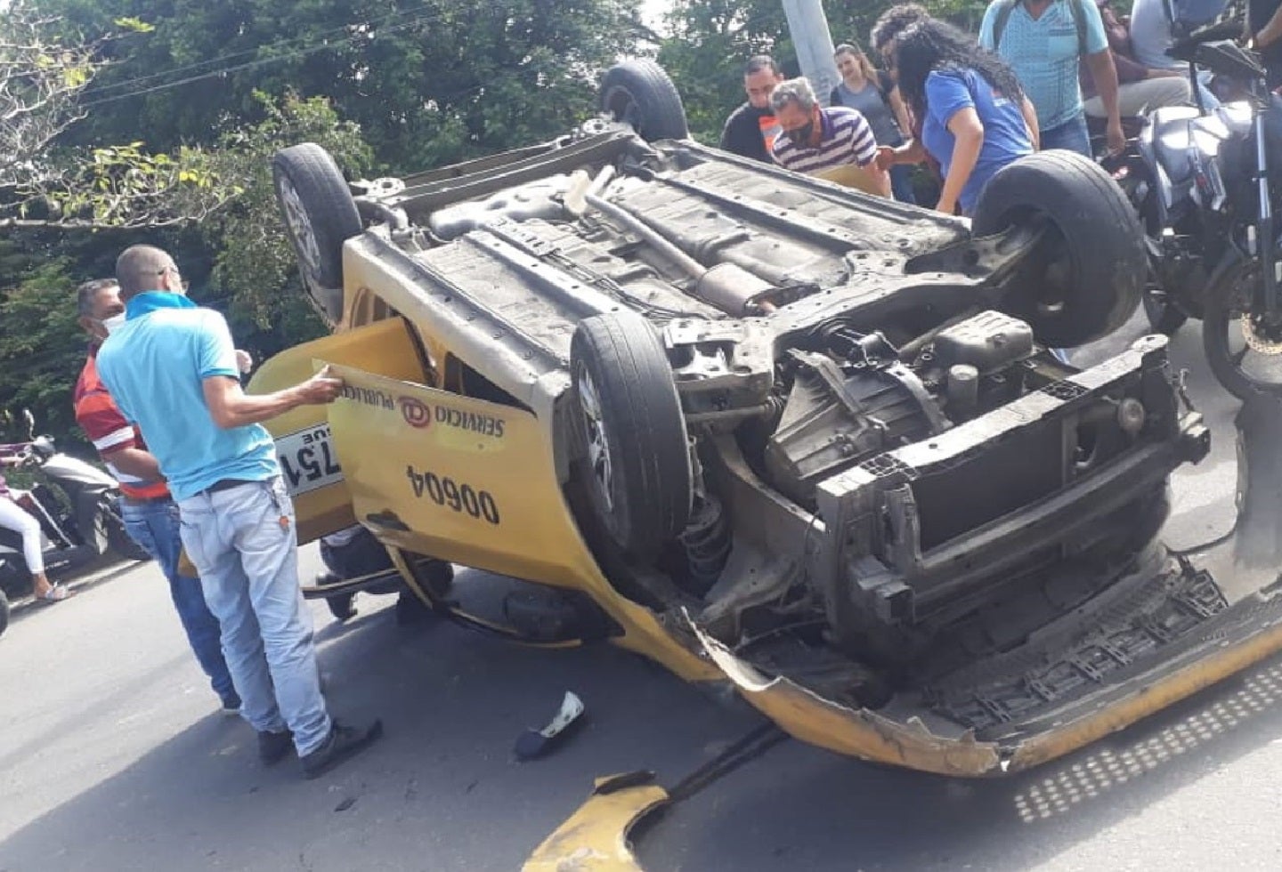 Taxi accidente pedregal