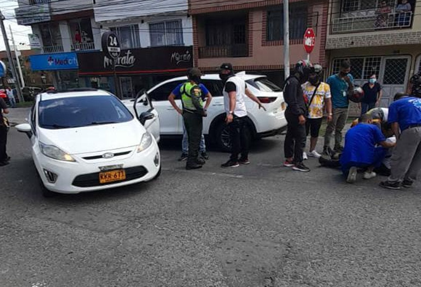 Choque múltiple dejó tres lesionados en inmediaciones de la glorieta del Vergel