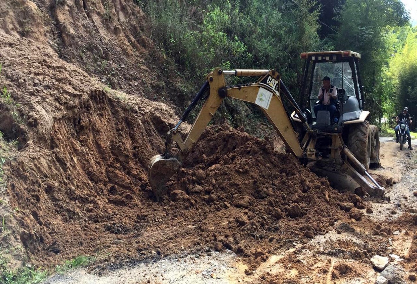 Maquinaria Amarilla Ibagué