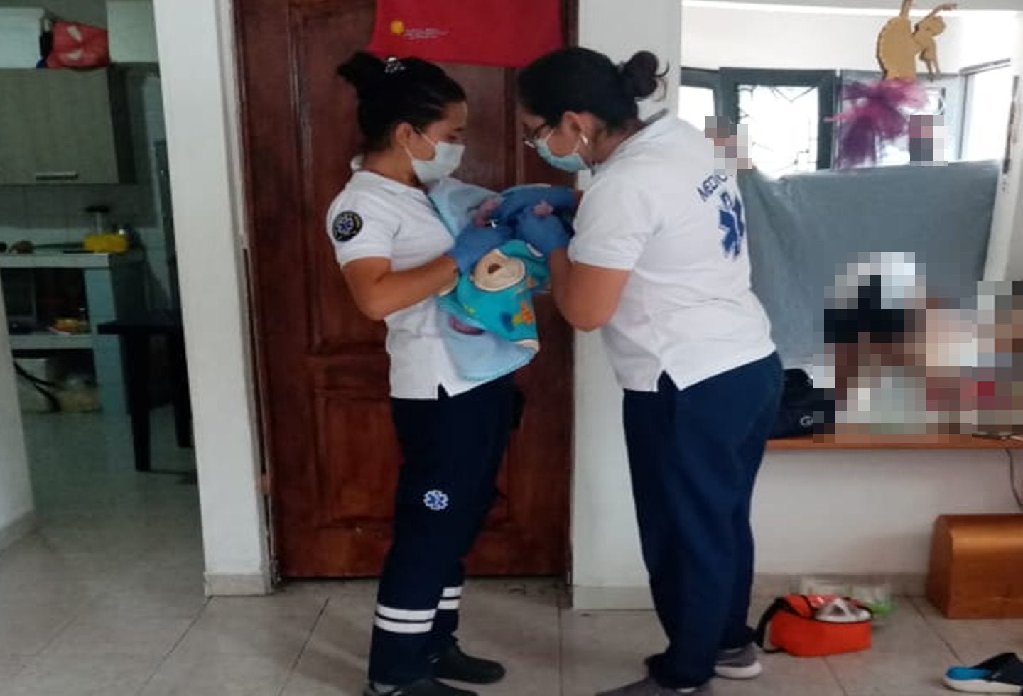 Bebé se adelantó y nació en una vivienda del barrio Calarcá en Ibagué