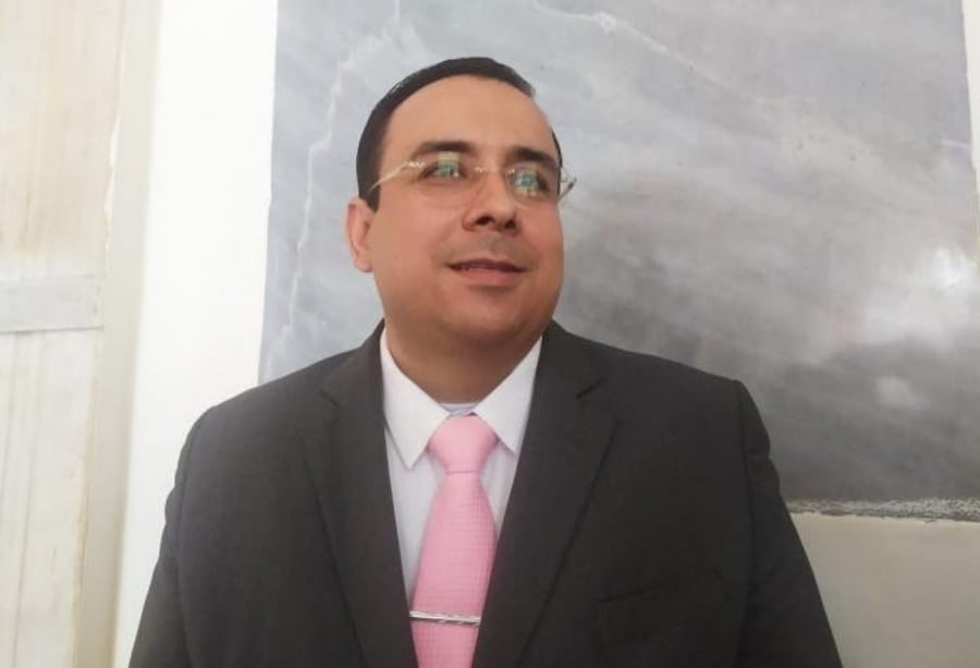 El actual secretario del concejo es cuota política del Representante a la Cámara Jaime Yepes y del partido Conservador