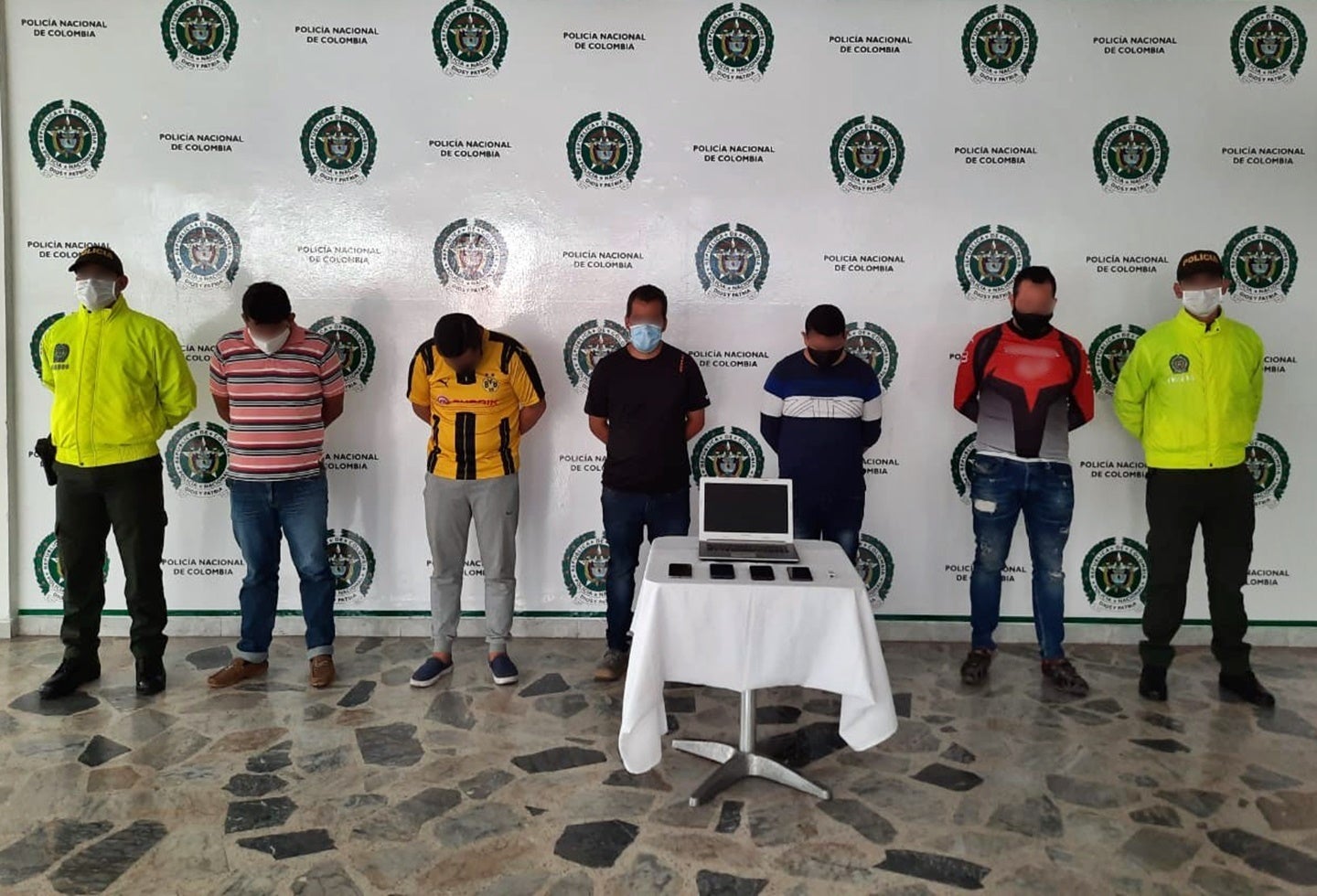 Contundente golpe a ‘Los Cyborg’ por receptación y manipulación de celulares en Ibagué