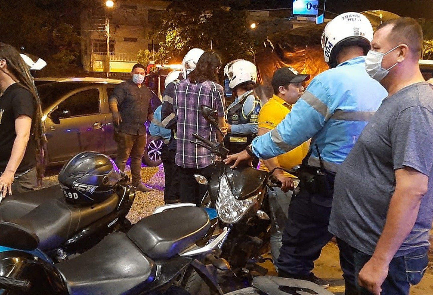 Menores siguen infringiendo el toque de queda en Neiva