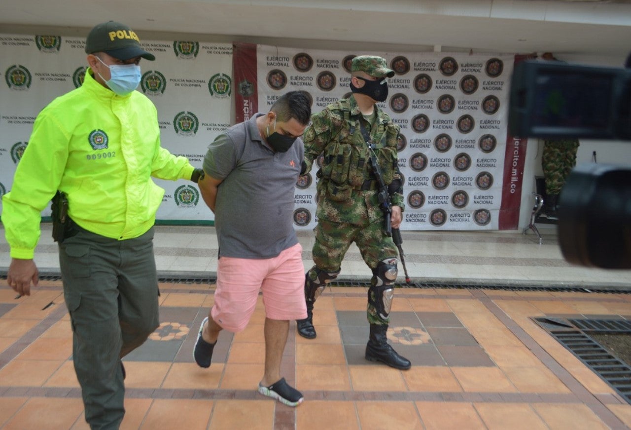 Capturan hombre que asesinó a su vecino porque le pidió que bajara el volumen de la música