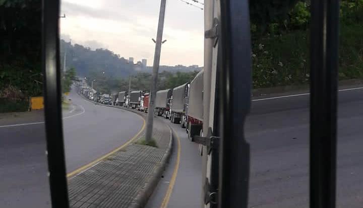 En punto crítico trabajan 50 funcionarios del INVÍAS para estabilizar el terreno