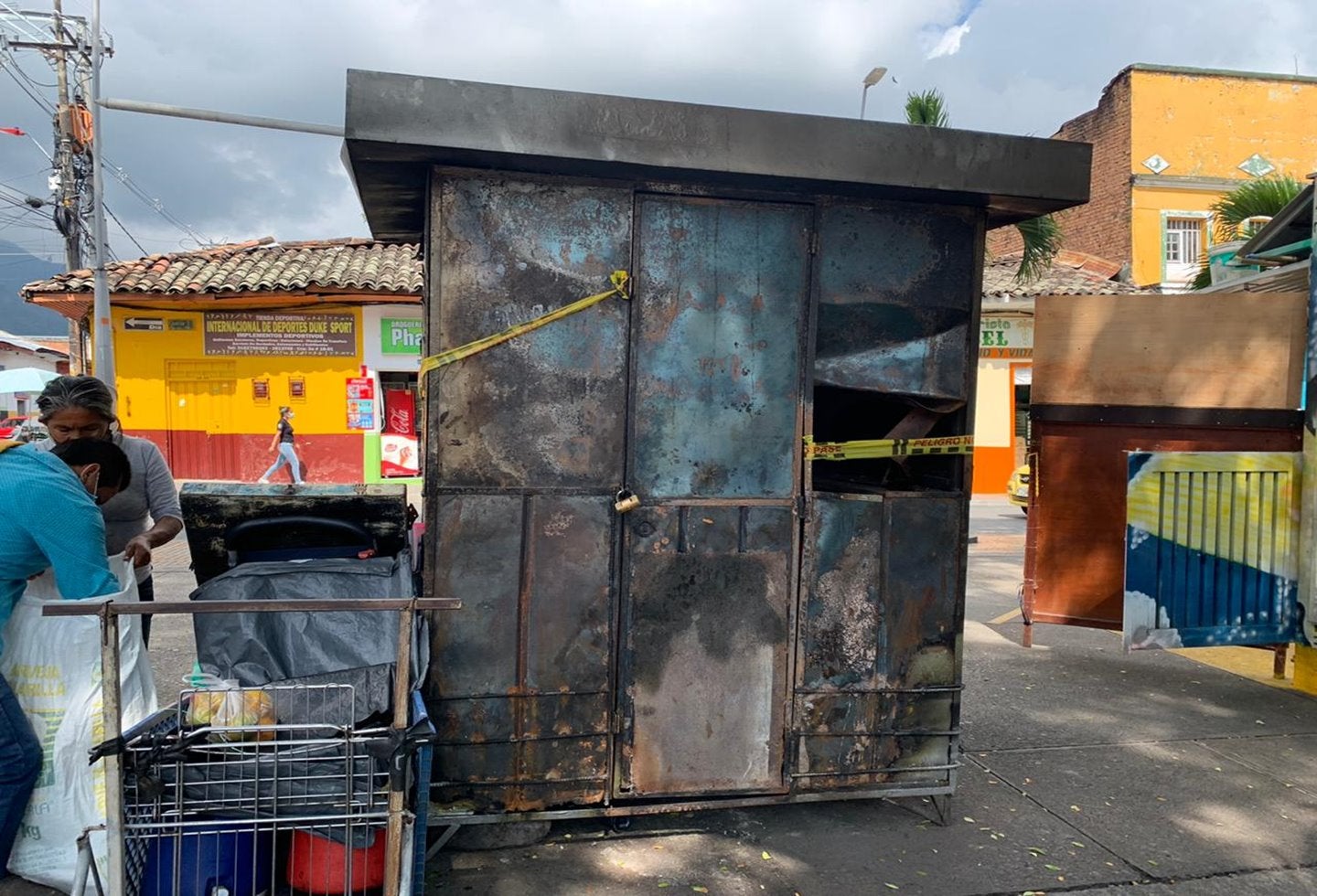 Caseta quemada en Ibagué