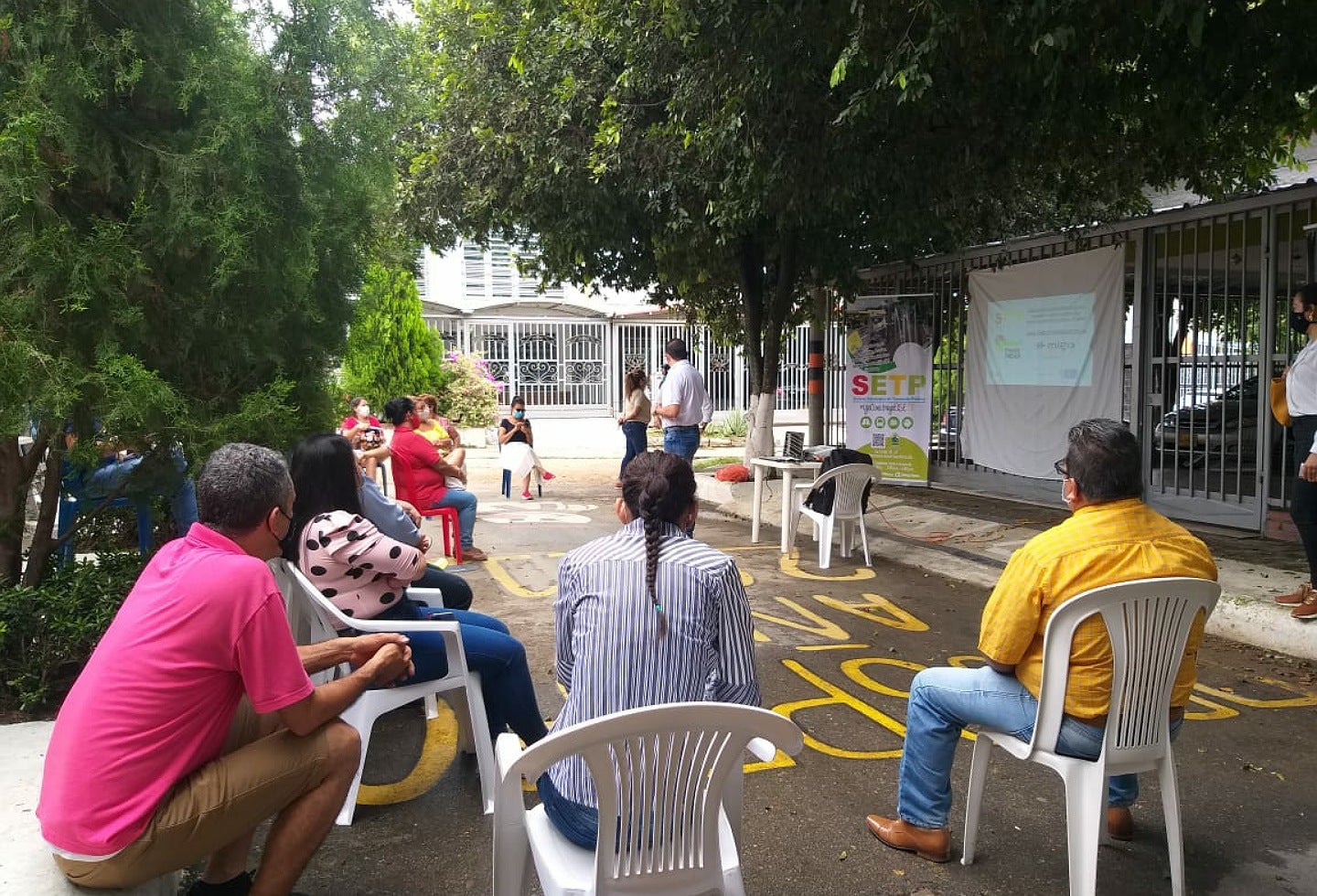El Gerente del SETP escuchó las inquietudes y observaciones de los habitantes