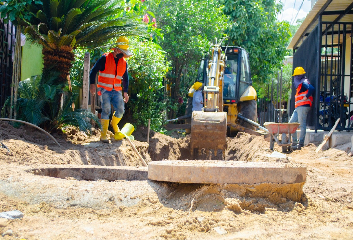 Restitución de alcantarillado inicio con el barrio en Enrique Olaya Herrera