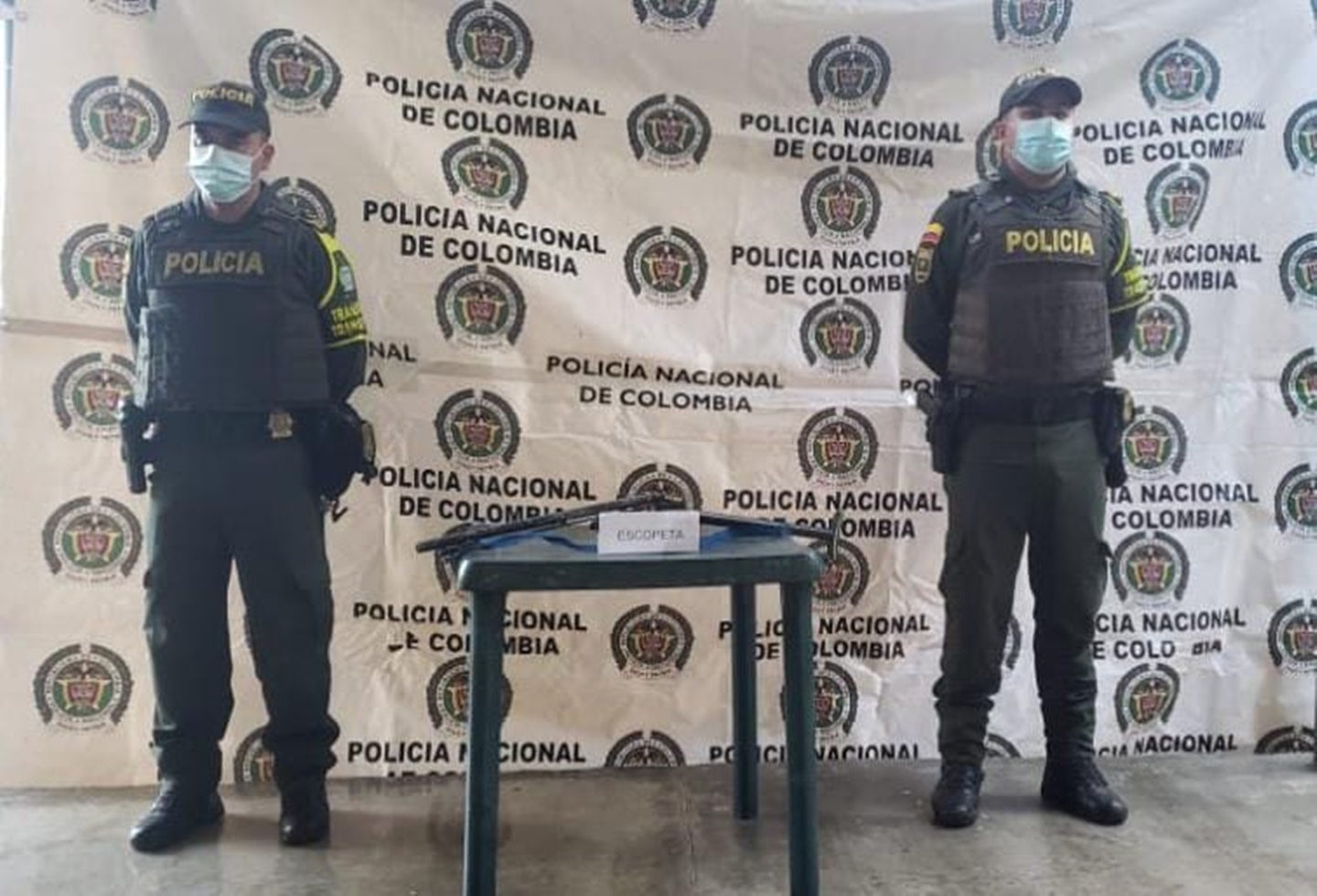 Escopeta hallada por la Policía Tolima