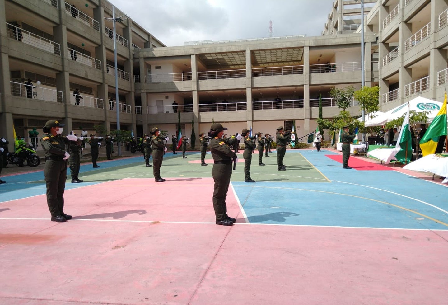 Auxiliares graduandas en el complejo de Picaleña