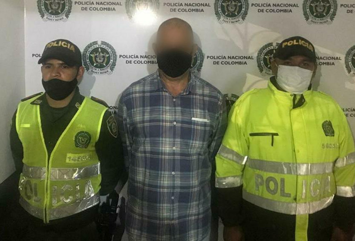 Capturados por mechonearse en Irazú