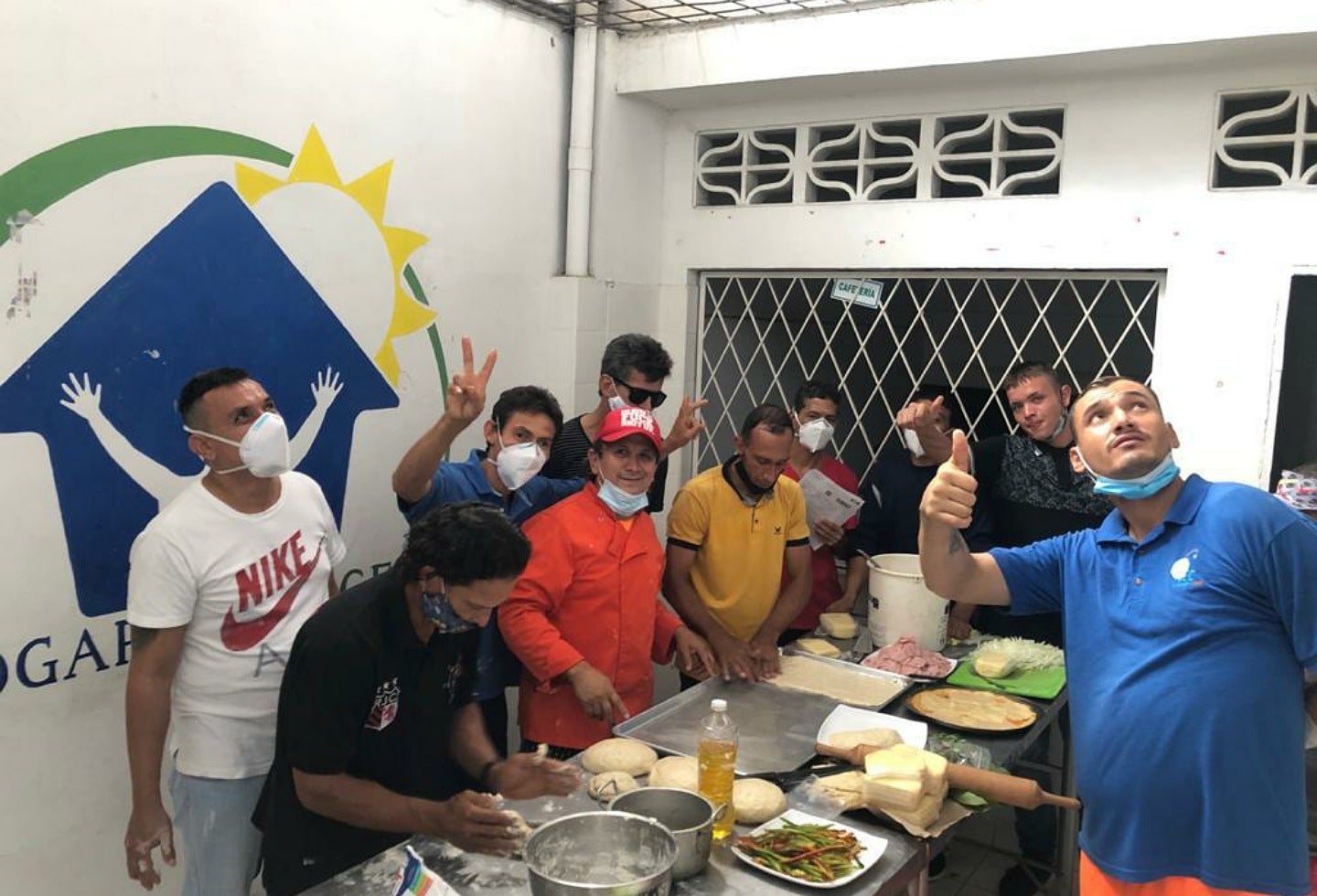 Administración municipal le apuesta a unidad productiva en casa de habitante de calle