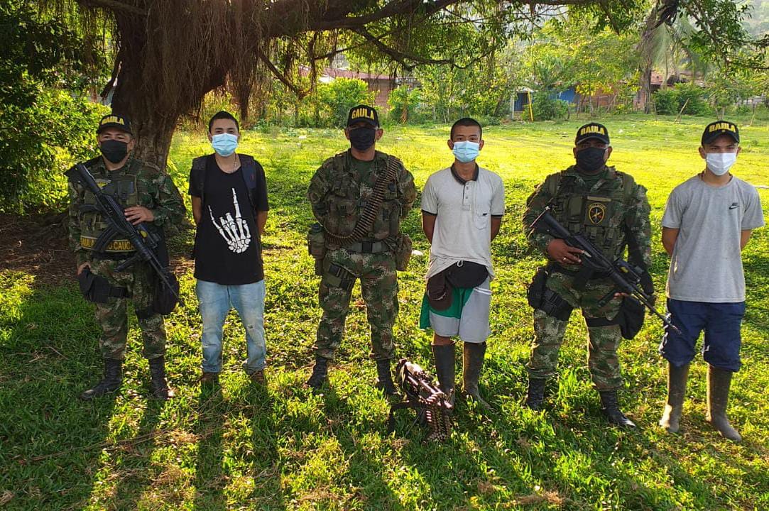 Los jóvenes fueron rescatados en el corregimiento La Caucana en Tarazá, Antioquia.