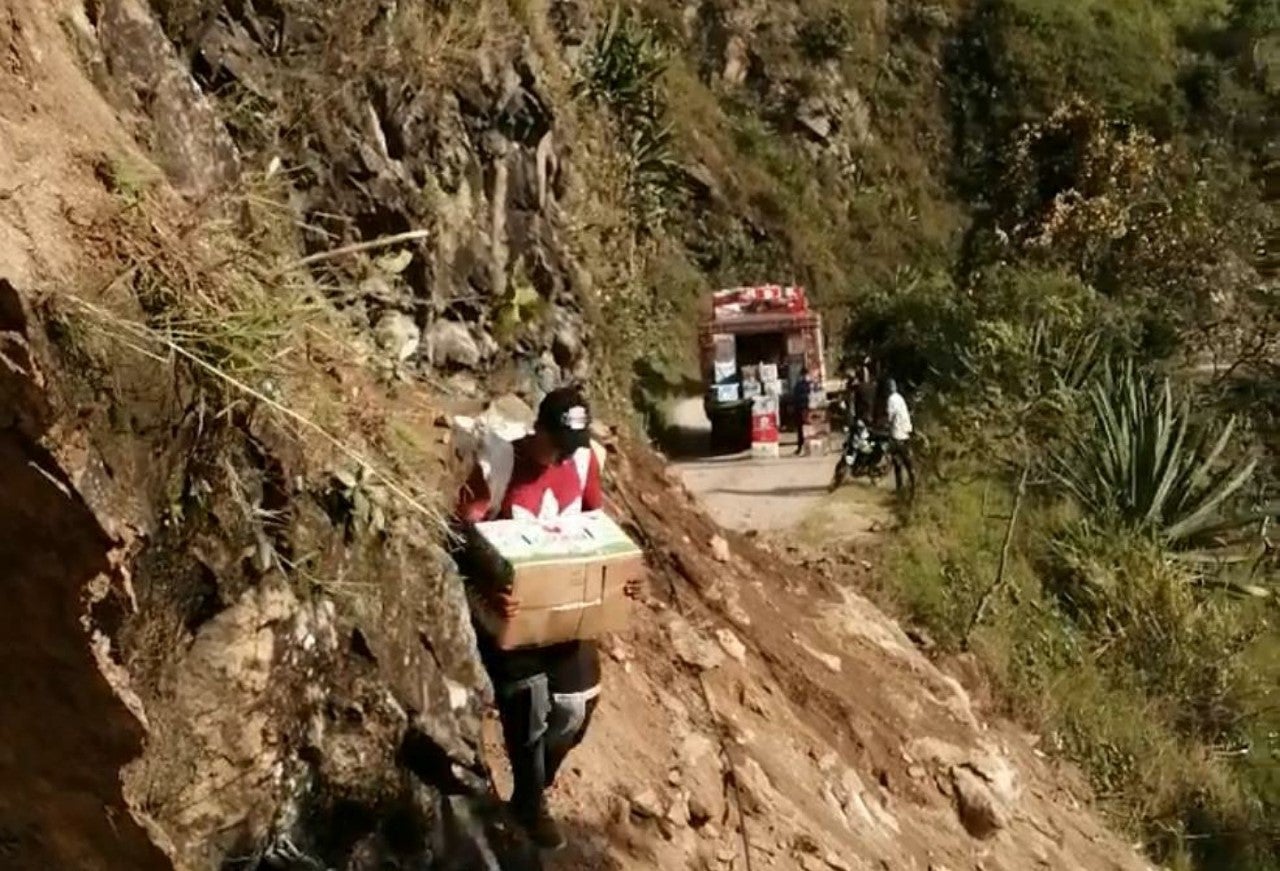 Vía Balsillas entre San Vicente de Caguán y Neiva