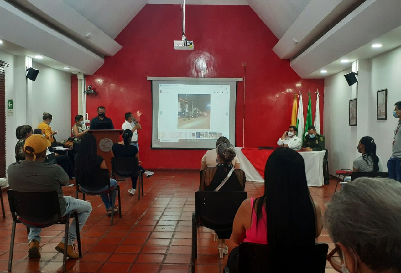 Establecimientos nocturnos analizan plan piloto en Pitalito