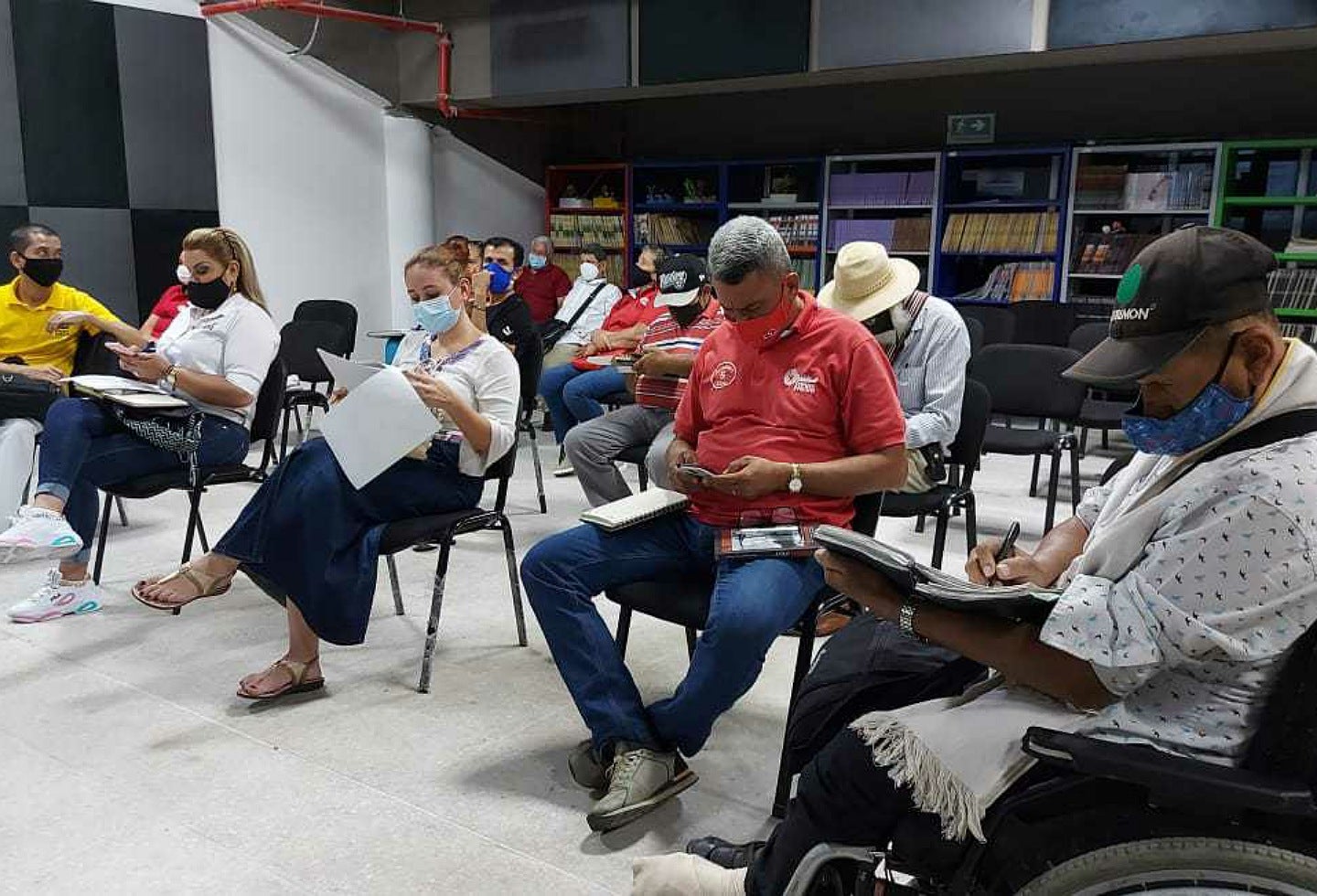 Ediles buscan el reconocimiento económico por su labor