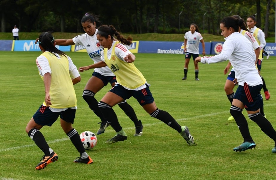 Colombia femenina - trabajos