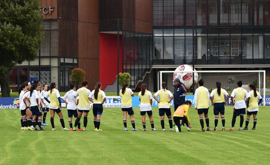 Colombia femenina - trabajos