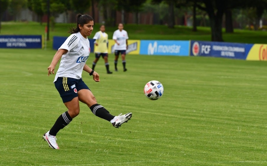 Colombia femenina - trabajos