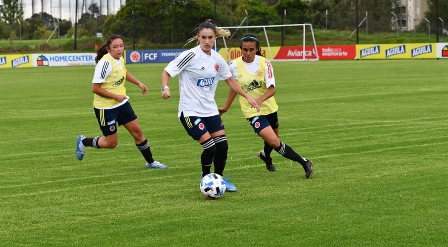 Colombia femenina - trabajos