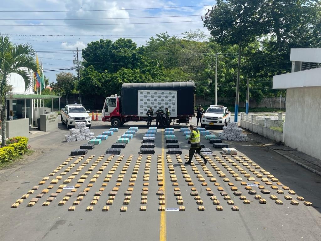 Cuatro personas fueron capturadas en los tres procedimientos.