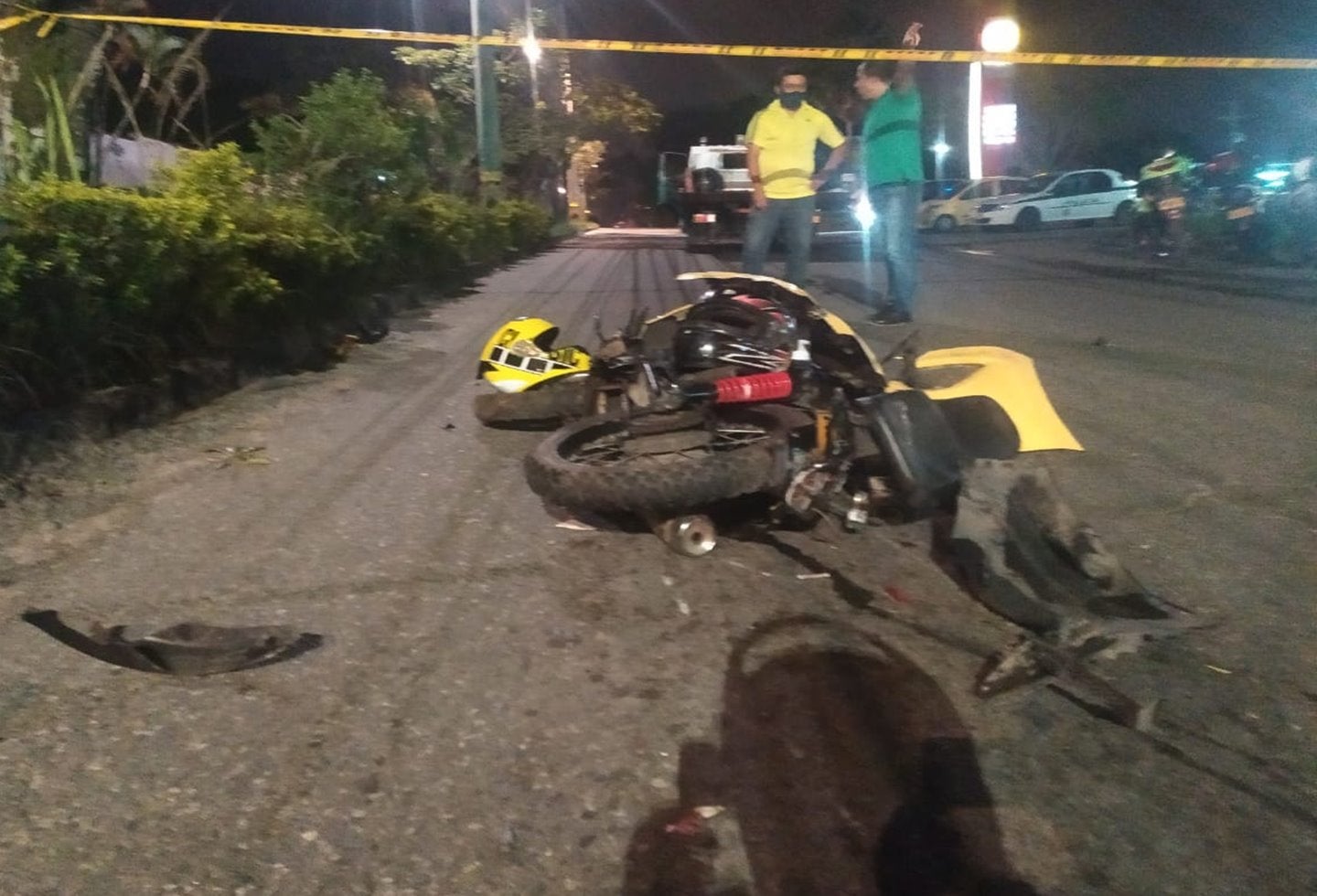 Taxista arrolló a una pareja de motociclistas, causando la muerte de uno de ellos sobre la 60 con Mirolindo de Ibagué