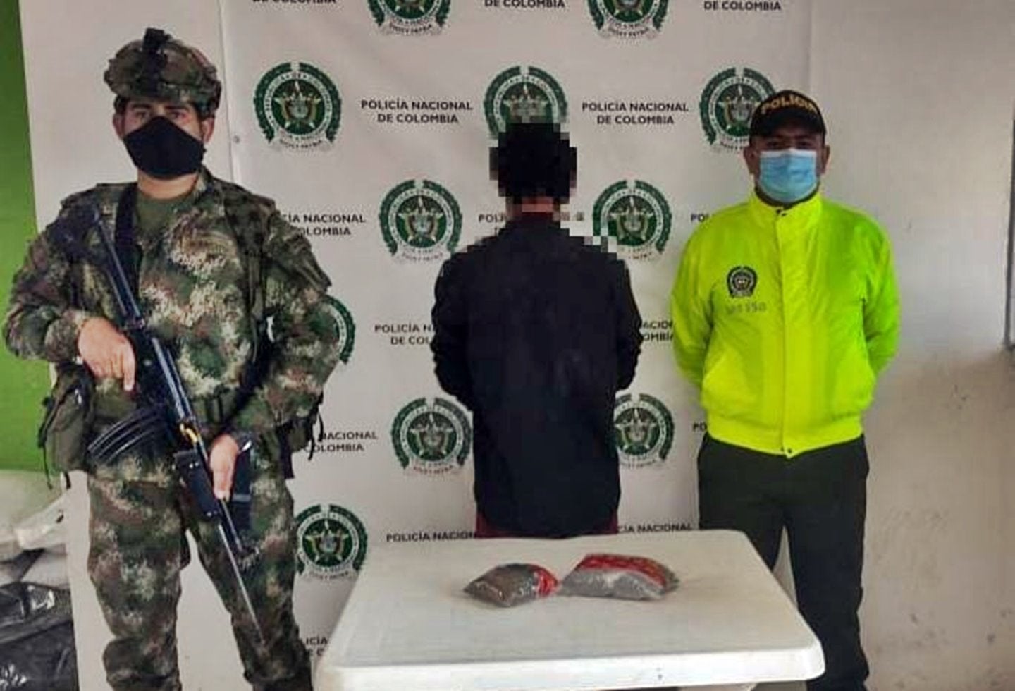 ¡Mira ve! Cogieron al ‘Caleño’ cargadito de marihuana en Alpujarra