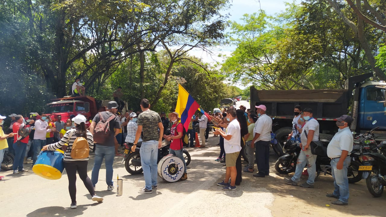 Bloqueos Huila/ Vía Neiva- Campaolegre